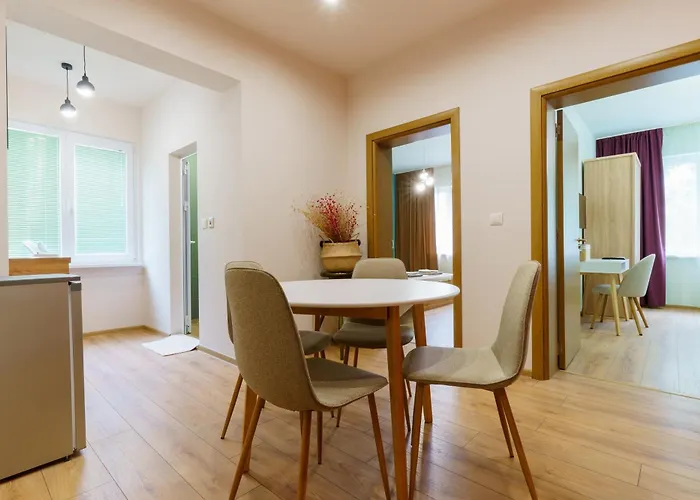 דירה за гости ирис 2 Iris Guest 2 וליקו טורנובו